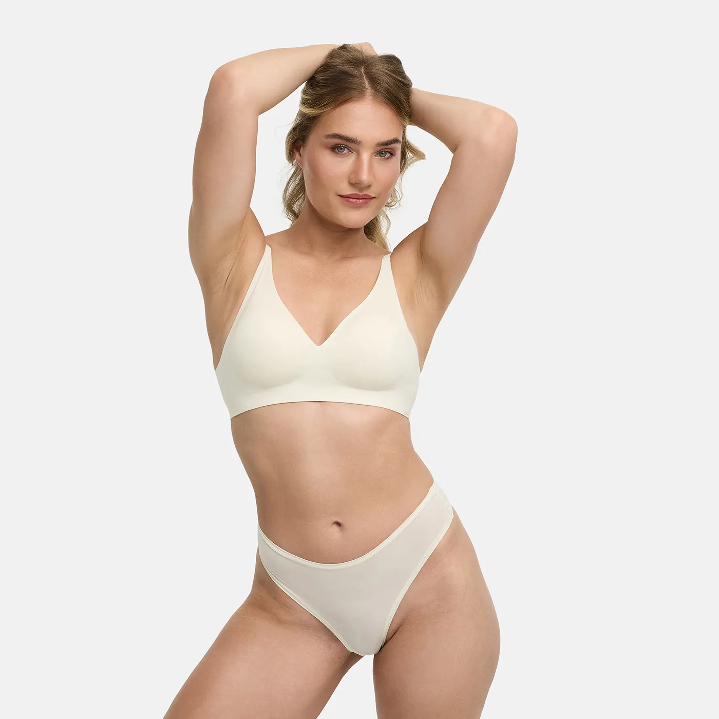 Low Back Compact Light  Push-Up BH - Image 3