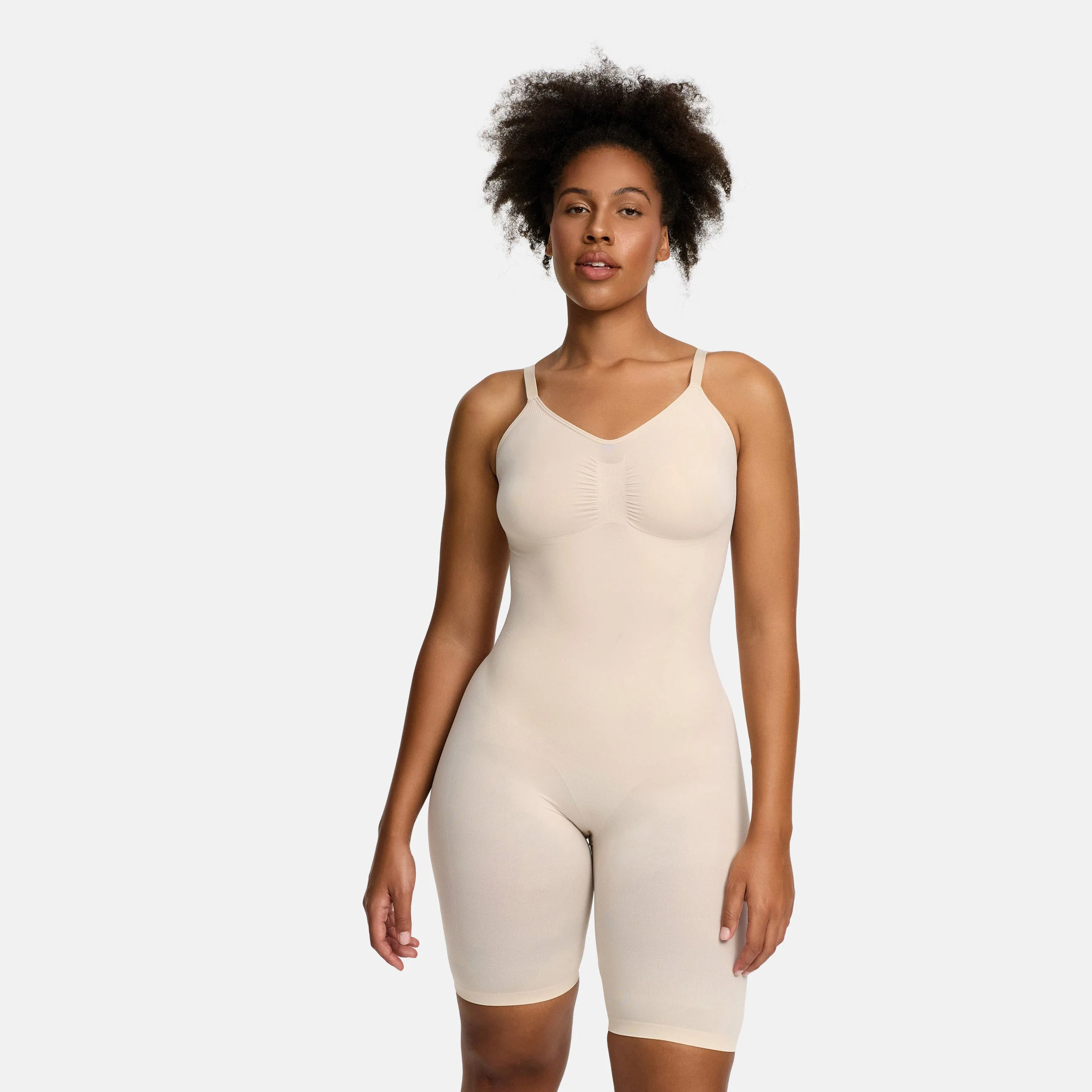 Bodysuit Sculpting Shapewear mit Shorts - Image 11