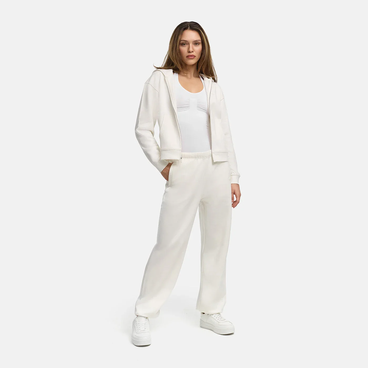 Everyday Carrot Joggers - Image 13