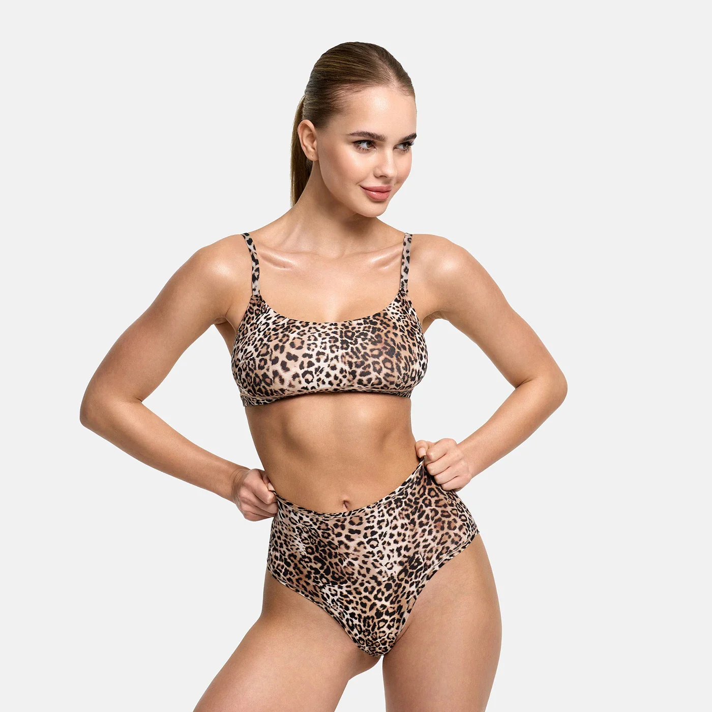 Scoop Bralette - Image 16