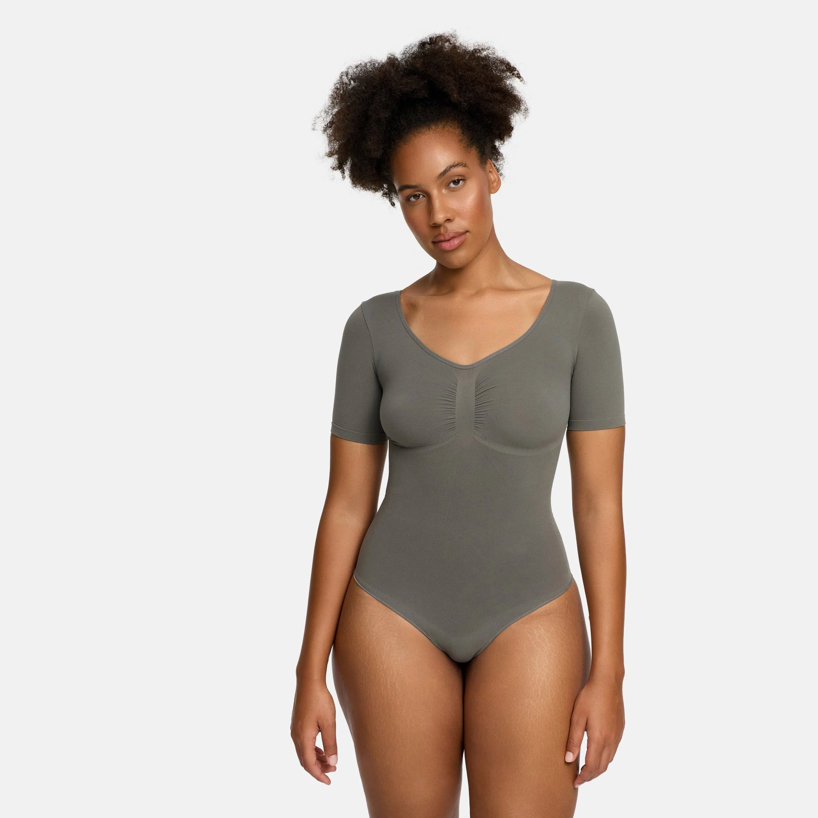 T-Shirt Bodysuit Sculpting Shapewear mit Slip - Image 14