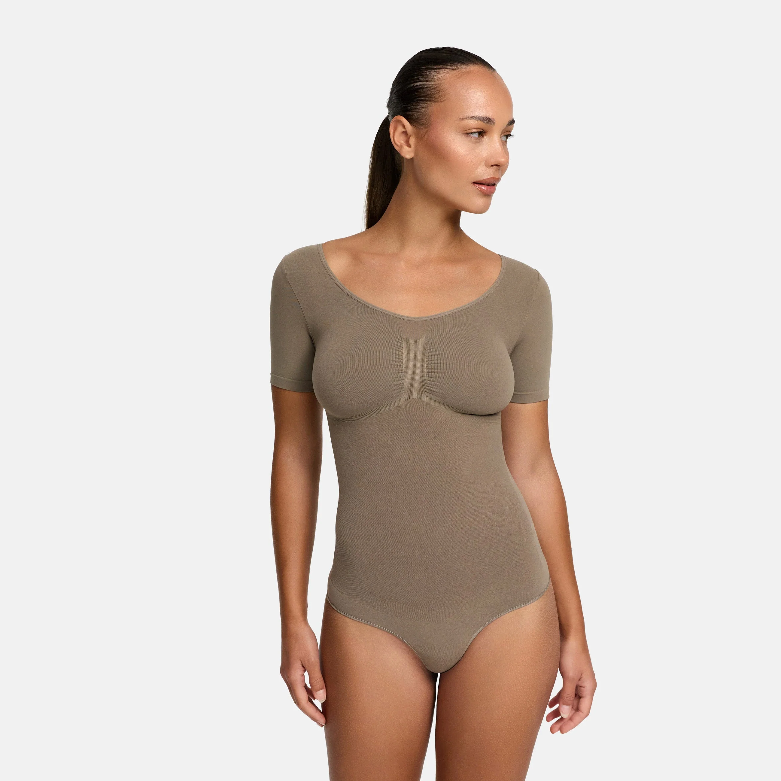 T-Shirt Bodysuit Sculpting Shapewear mit String - Image 15